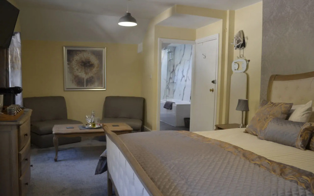 Coed-Y-Fron Guest House