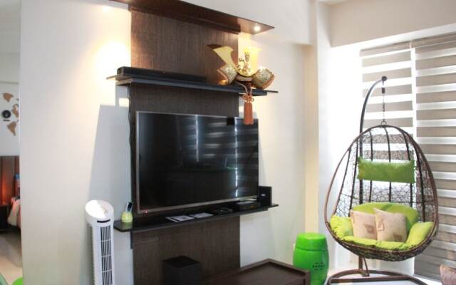 One Palm Tree Villas Classy Condotel