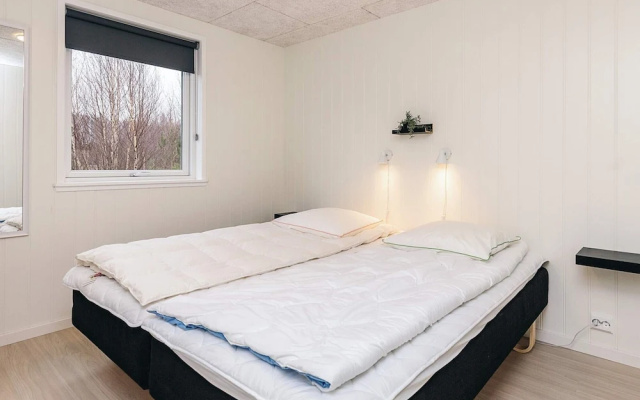 6 Person Holiday Home in Laeso-by Traum