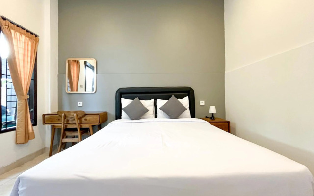 Adi surya guest house