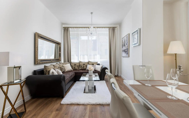 Wenceslas Square Royal Two Bedroom Apartment