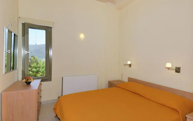 Villa Irineos With 2 Bedrooms and 3 Bathrooms