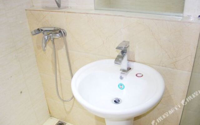 Yiyue Business Hotel