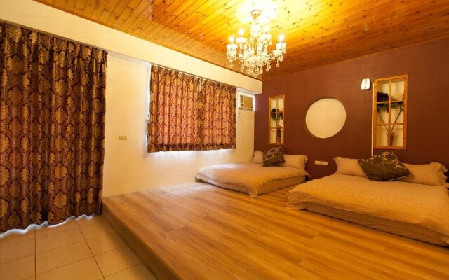 Gemini star Hostel