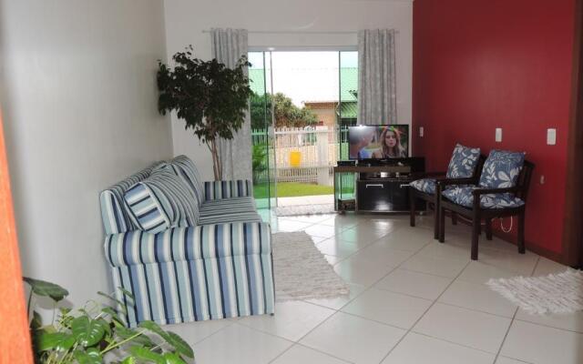 Casa Ingleses Santinho