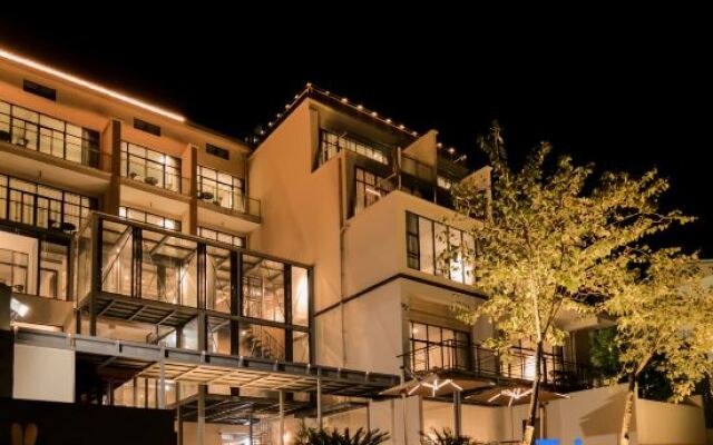 libo  songfubieyuan  Scenic Theme Inn