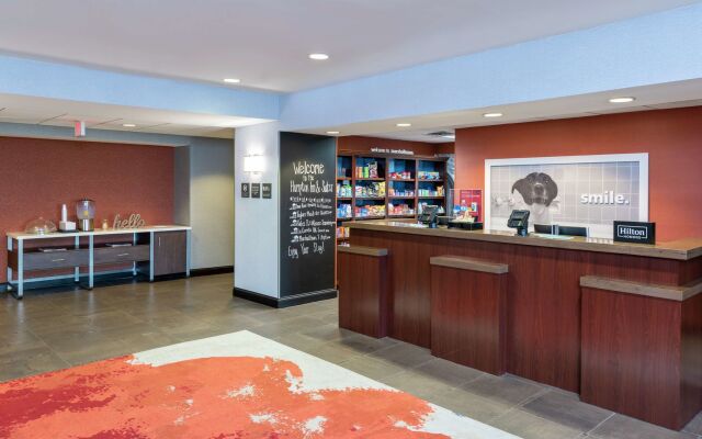 Hampton Inn & Suites Marshalltown