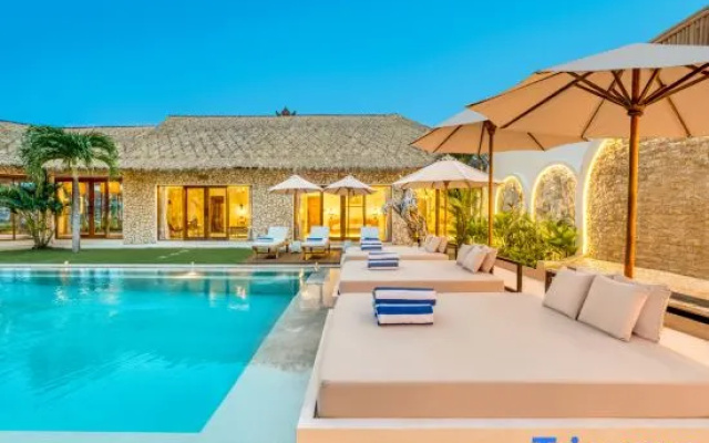 Villa El Gaucho: New 9BDR, Prime Location — hotel in Kuta