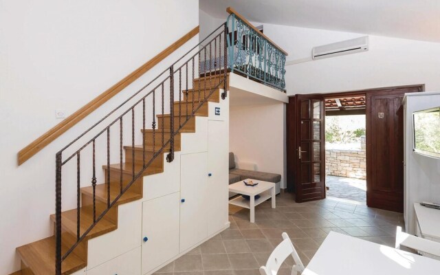 Stunning Home in Prigradica With Sauna, Wifi and 5 Bedrooms