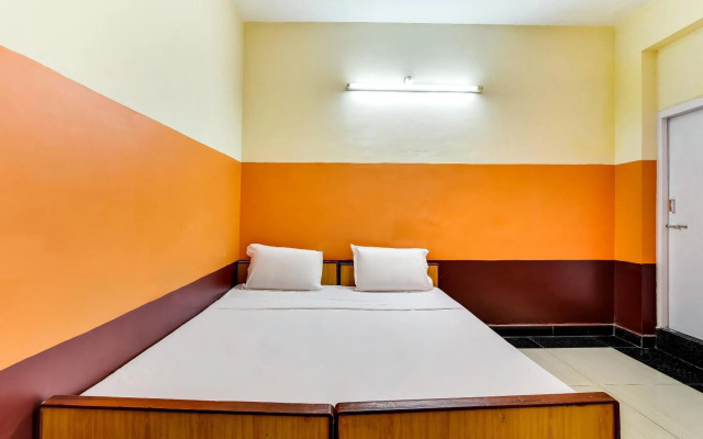 OYO 36583 Hotel Srinivasa Residency