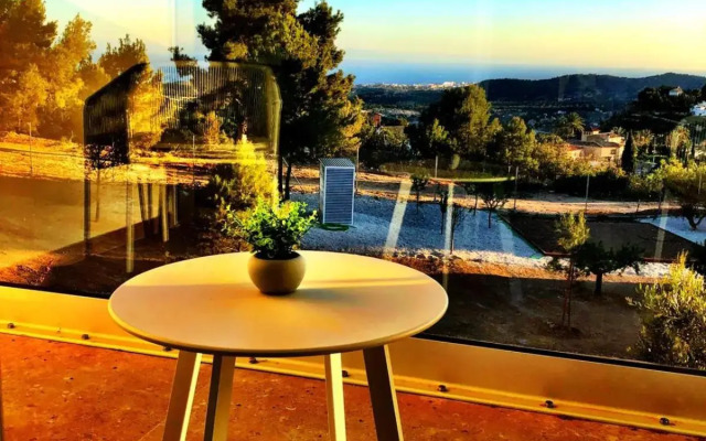 Puig Campana Nature Suites Hotel & BTT
