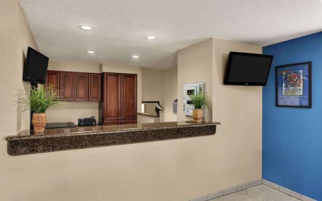 Days Inn by Wyndham Orange Park/Jacksonville