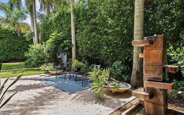 Wilton Manors Stunning Gated Oasis