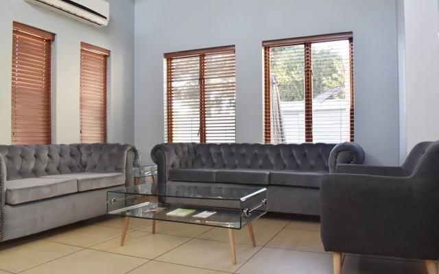 Zora Guesthouse and Spa