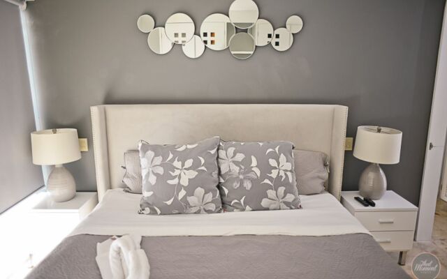 Magia Apartment F102 by iMexico