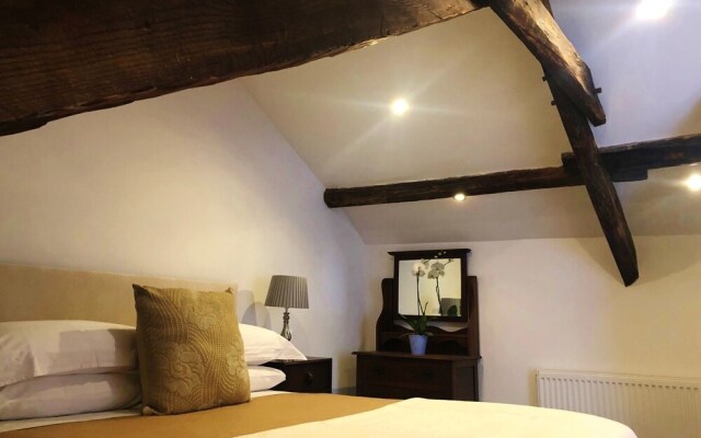 Greys House - A Warm Welcome to the Brecon Beacons