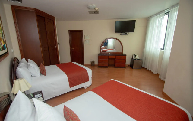 Miraflores Colon Hotel