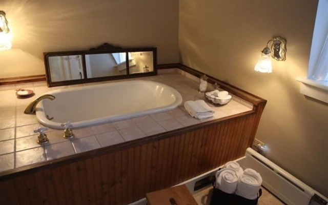 Hudson City Bed & Breakfast