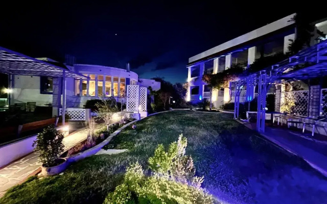 Scala Apartments
