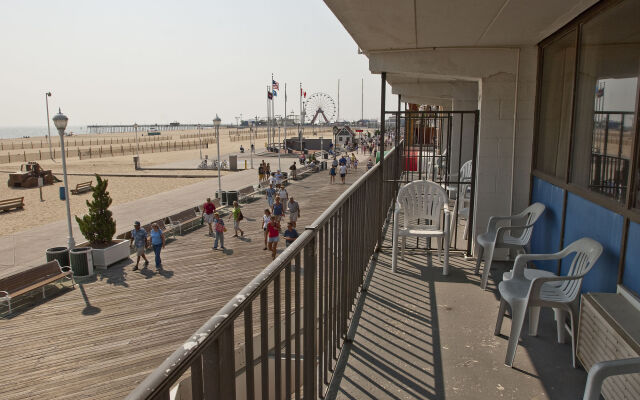 Rideau Oceanfront Motel