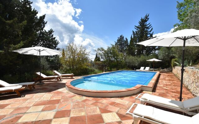 Quiet Farmhouse In Draguignan With Private Swimming Pool