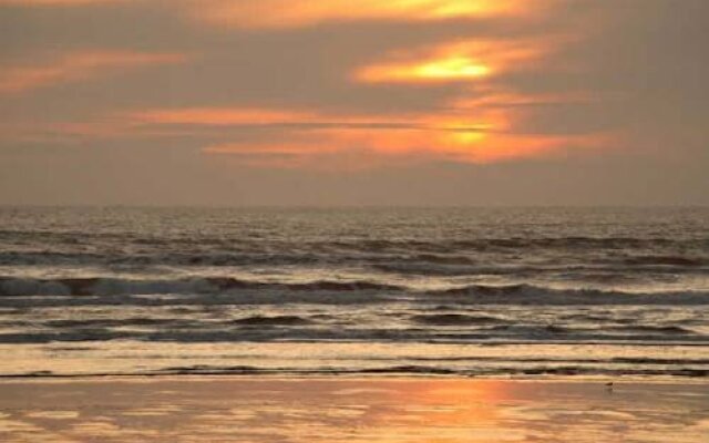 Sandpiper Beach Resort