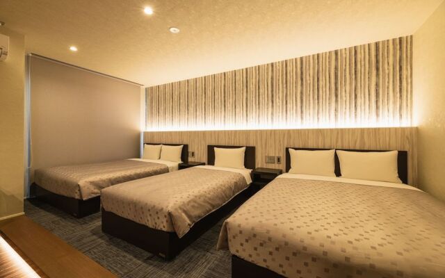 GRAND BASE Hakatamon