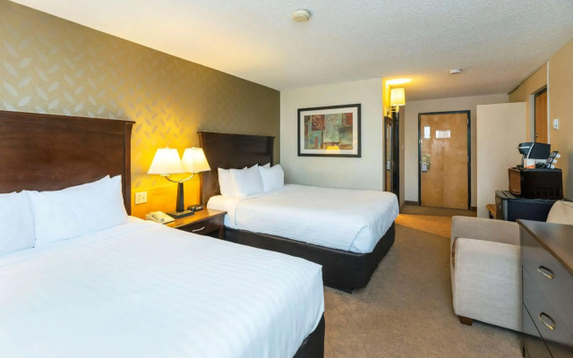 Prestige Riverside Lodge