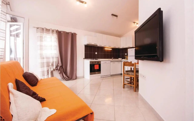 Apartment Dolac with Sea View 10