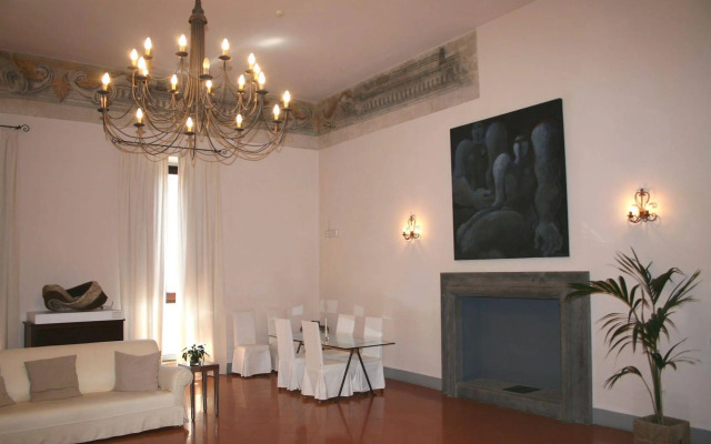Palazzo Piccolomini