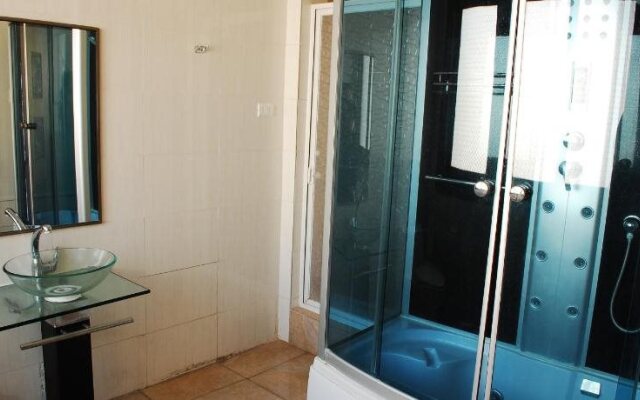 Hotel Divasto