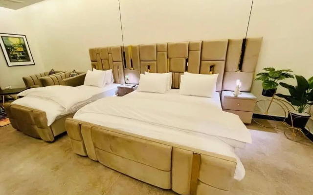 Loft bnb f-10 Guest House