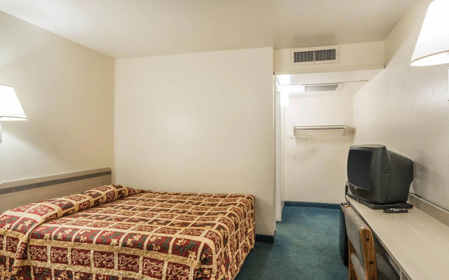 Rodeway Inn