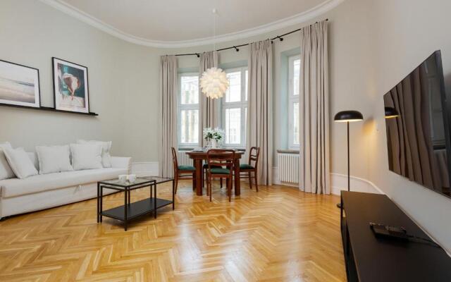 Apartment Boduena Warsaw by Renters