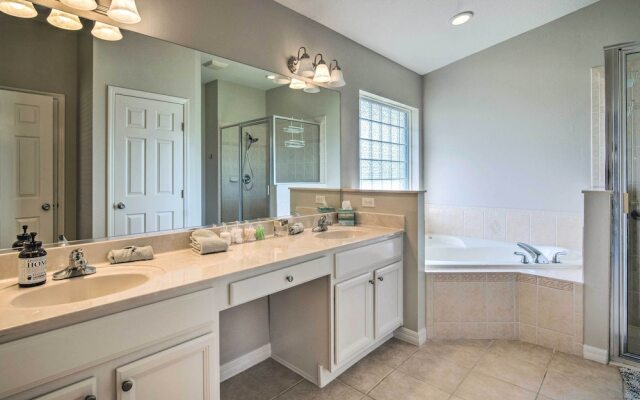 Spacious Ocala Home w/ Lanai & Private Pool!