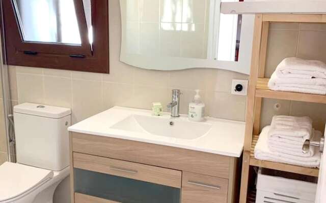 House with 3 Bedrooms in Torredembarra, with Furnished Terrace