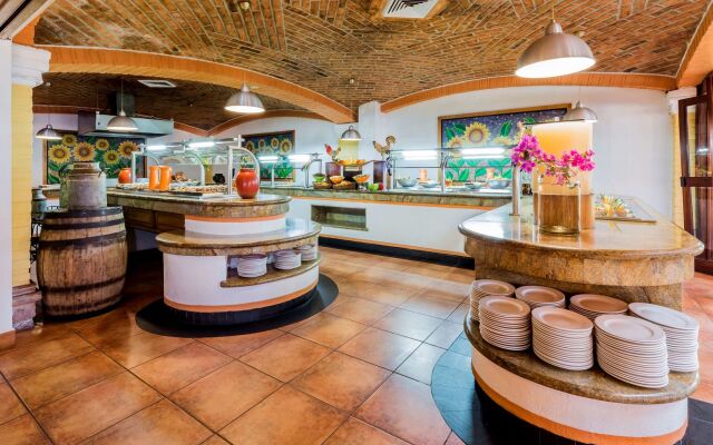 Hacienda Buenaventura Hotel & Mexican Charm