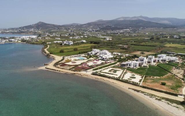 Sea front 2 bed house next to kite sports