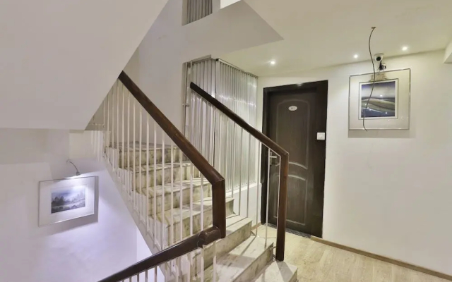The Excellency by OYO Rooms