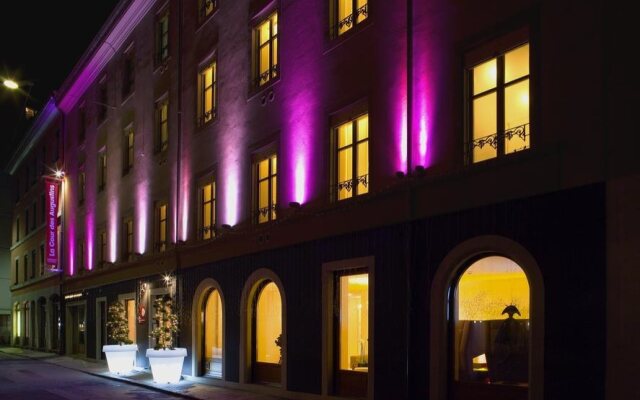 La Cour Des Augustins Boutique Gallery Design Hotel