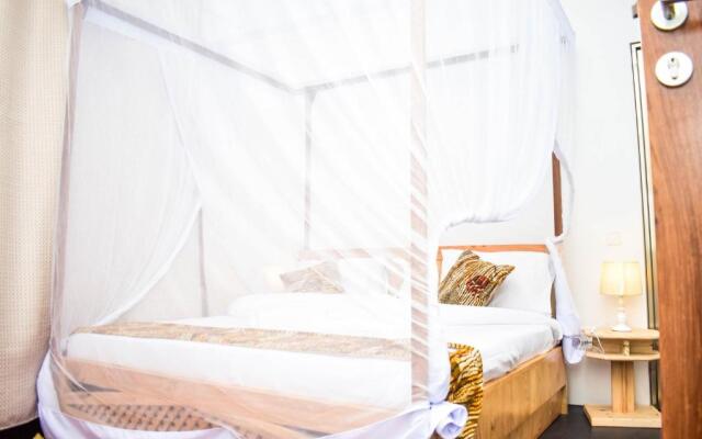 Uhuru House and Restaurant