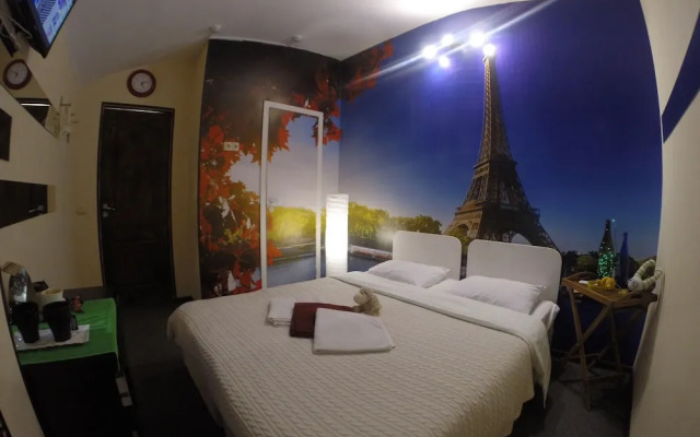 Zhukovskogo 14 Mini Hotel