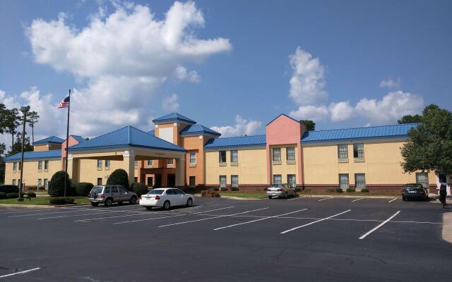 SureStay Plus Hotel by Best Western Tarboro