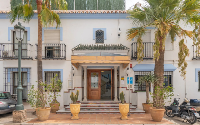 Hotel Playamaro