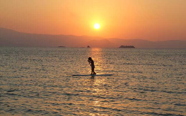 Medusa Beach Resort and Suites