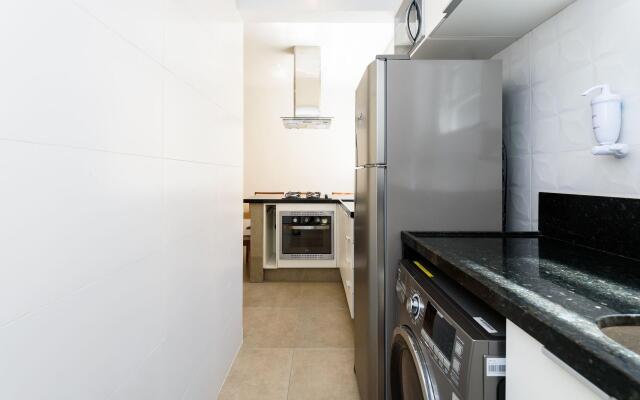 Apartamento Moderno em Copacabana | MFB 76/202