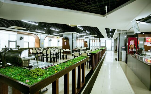 Hangzhou Yuelai Royal Hotel