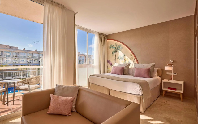 Eix Alzinar Mar Aparthotel