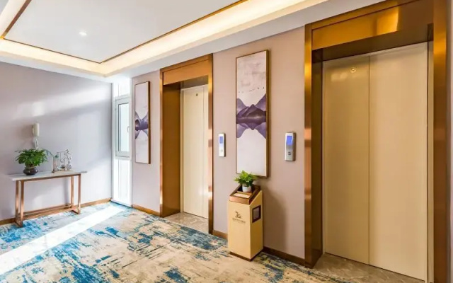 GreenTree Eastern Tianjin Airport Binhai International Airport Hotel
