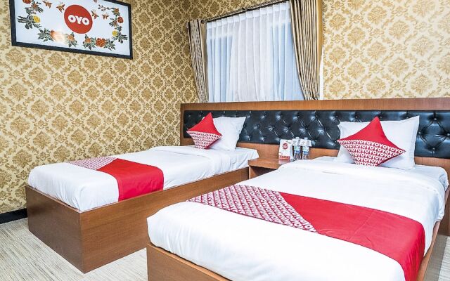 Oyo 975 Cita Mandiri Residence Syariah